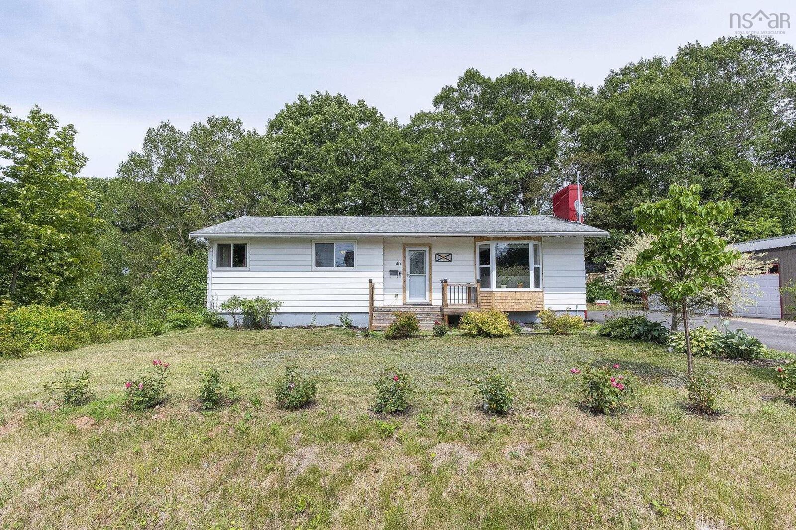 Property Photo:  40 Bonavista Avenue  NS B4N 3M1 