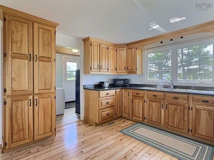 Property Photo: 20 Gould Crescent NS B0K 1V0