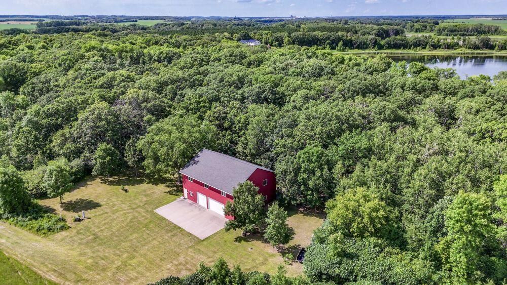 Property Photo:  39326 460th Avenue  MN 56573 