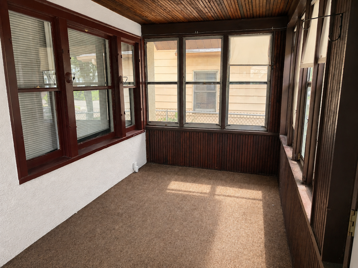 Property Photo:  2910 Russell Avenue N  MN 55411 