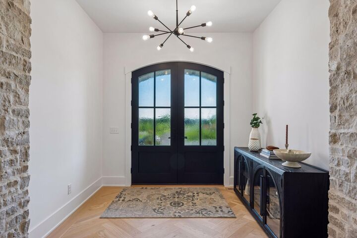 Property Photo: 2888 Deer Hill Road MN 55356
