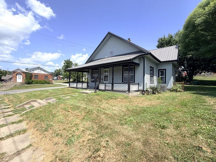 Property Photo:  601 S 12th Street  MO 64424 