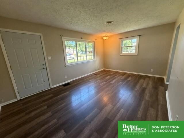 Property Photo:  1930 N Platte Avenue  NE 68025 