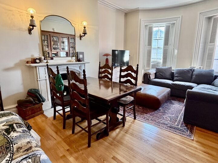Property Photo:  39 Commonwealth 3R  MA 02116 