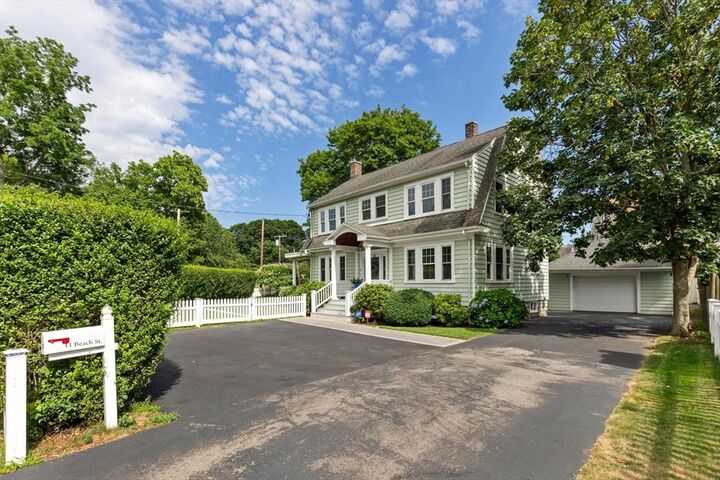 Property Photo:  11 Beach St  MA 01801 
