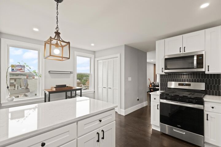 Property Photo:  16 Cloutman St 3  MA 01970 