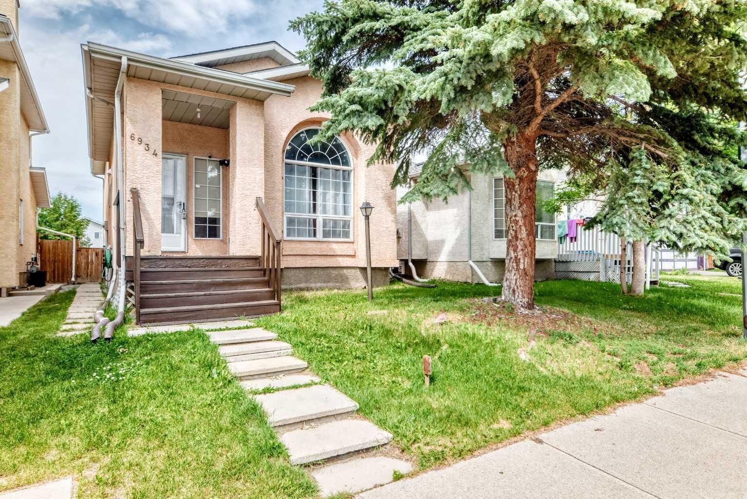 Property Photo: 6934 Laguna Way NE AB T1Y 6W2