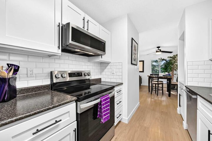 Property Photo: 109 Stanley Avenue D AB T1S 1H8