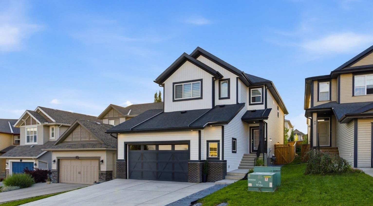 Property Photo: 92 Heritage Hill AB T4C 0L4