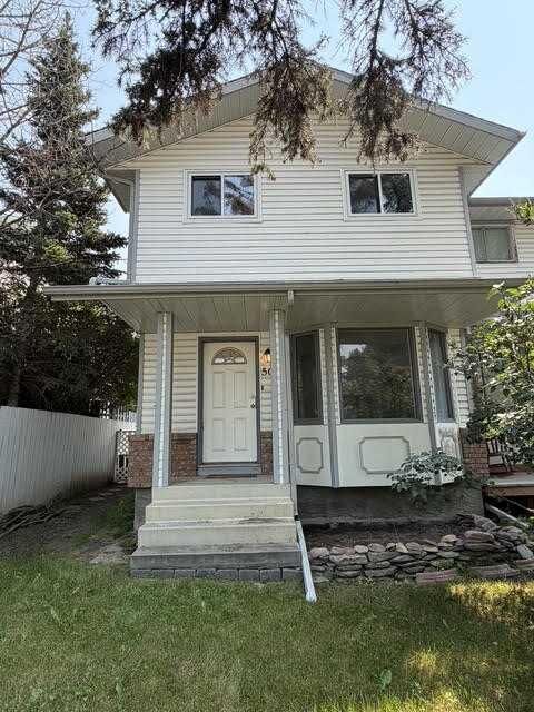 Property Photo: 501 A Centre Street N AB T0M 1X0