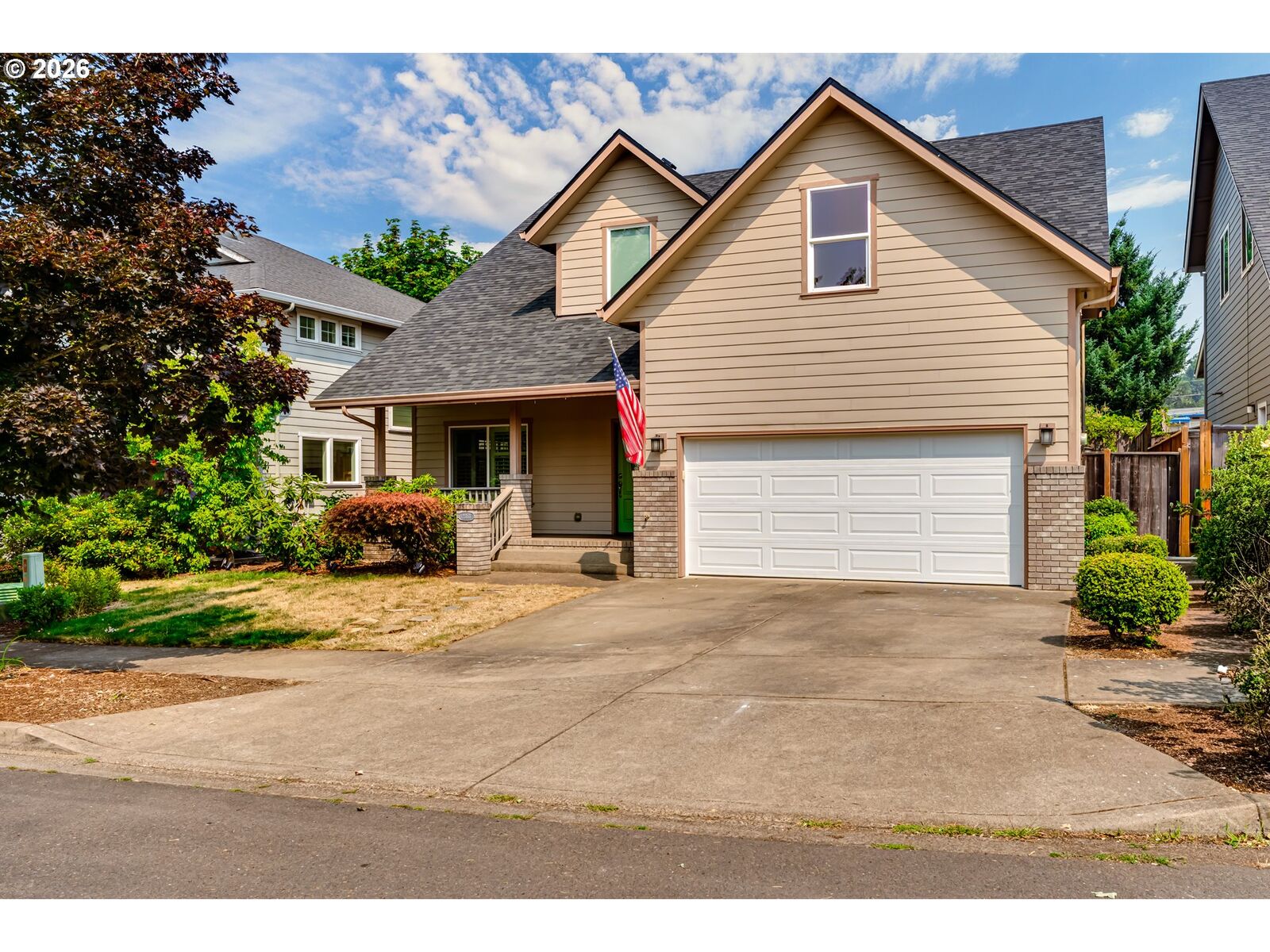 Property Photo:  2353 Rollie Loop  OR 97405 