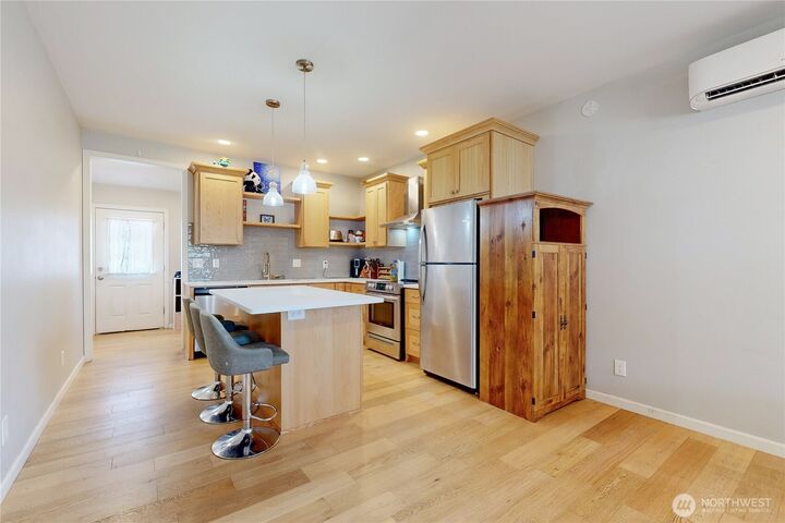 Property Photo:  521 S Main Street  OR 97862 