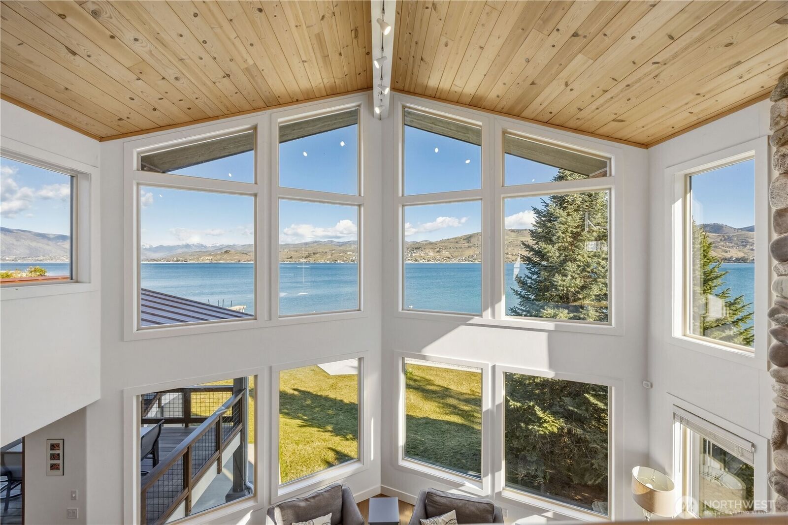 Property Photo:  21  Grace Lane  WA 98816 