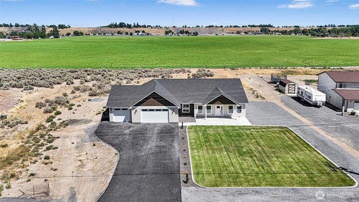 Property Photo:  7471  Redmond Road NE  WA 98837 