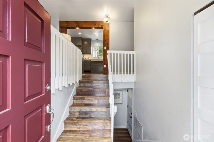 Property Photo:  21812  2nd Avenue SE  WA 98021 