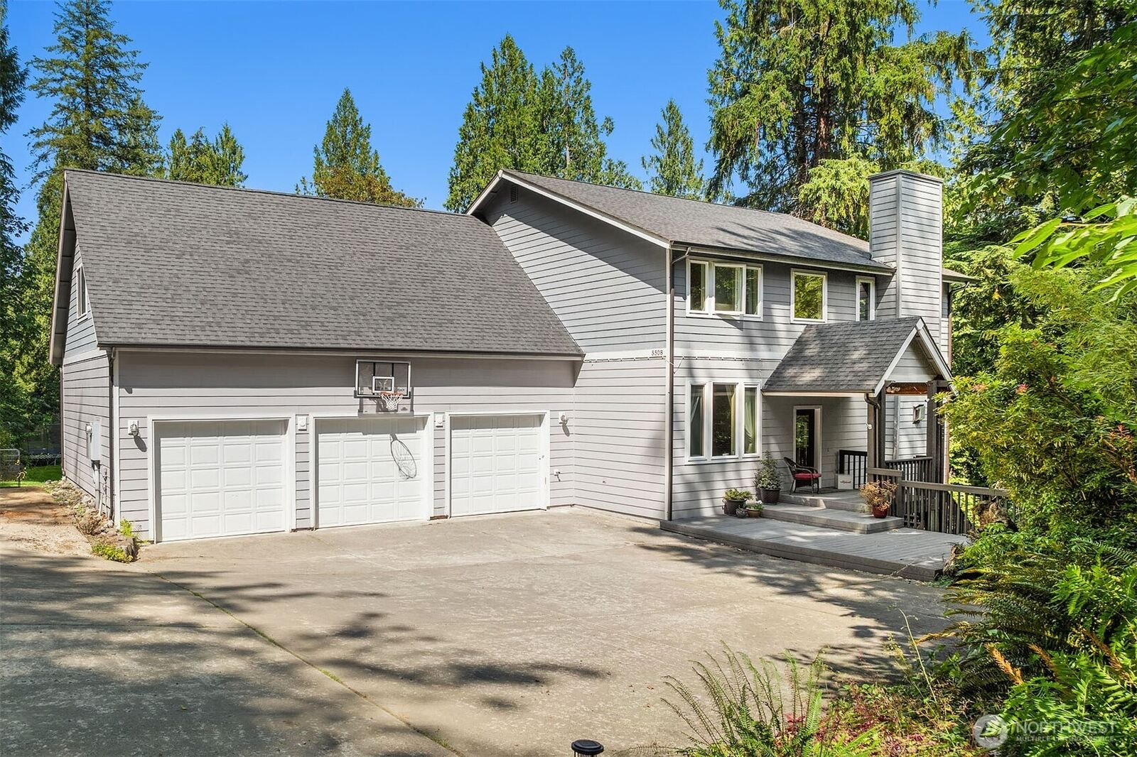 Property Photo: 5508 329th Avenue SE WA 98024