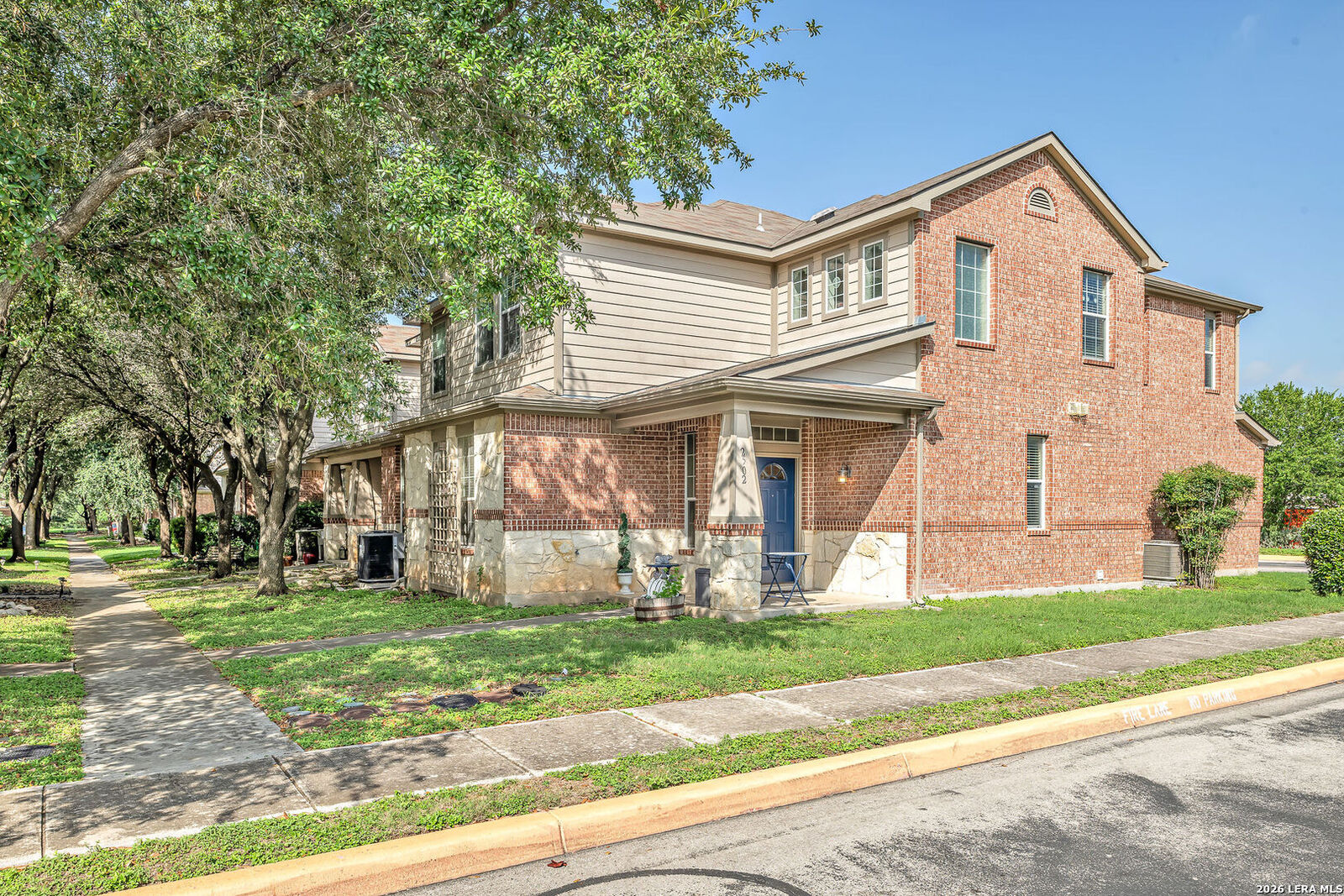 Property Photo: 2502 Grayson Cir TX 78232