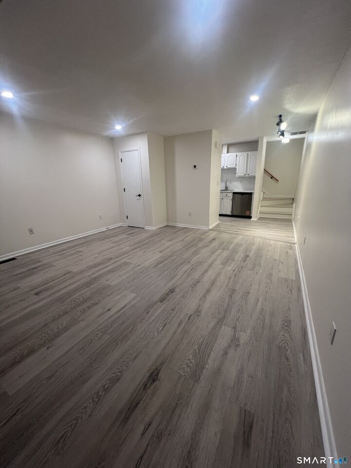 Property Photo:  3370 Madison Avenue 10B  CT 06606 