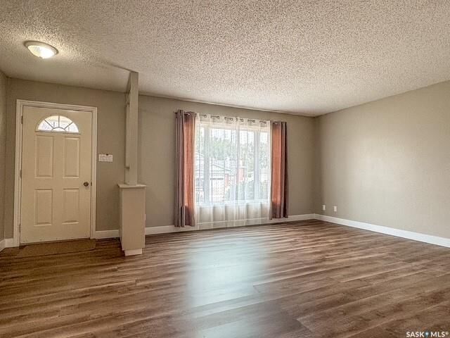 Property Photo: 426 Colonel Otter Drive SK S9H 4P6