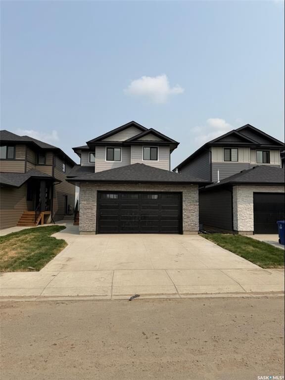243 Leskiw Lane — photo 1