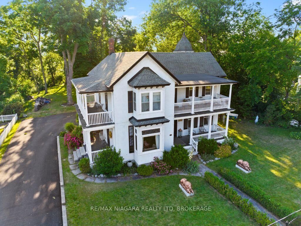 Property Photo: 14 Catharine Street ON L3K 4J7