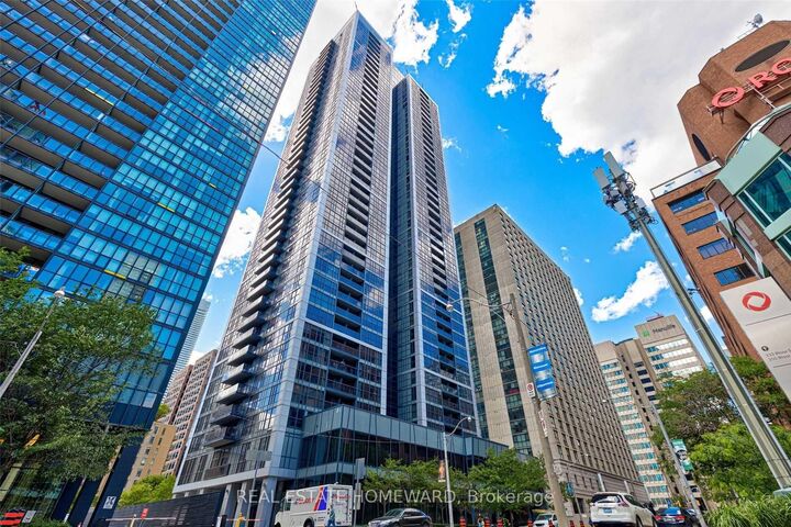 28 Ted Rogers Way 1410 — photo 1
