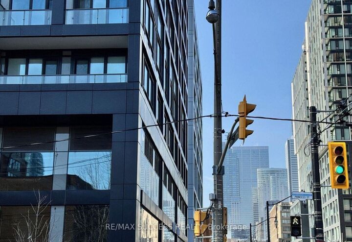 Property Photo: 70 Princess Street 1925A ON M5A 0X6