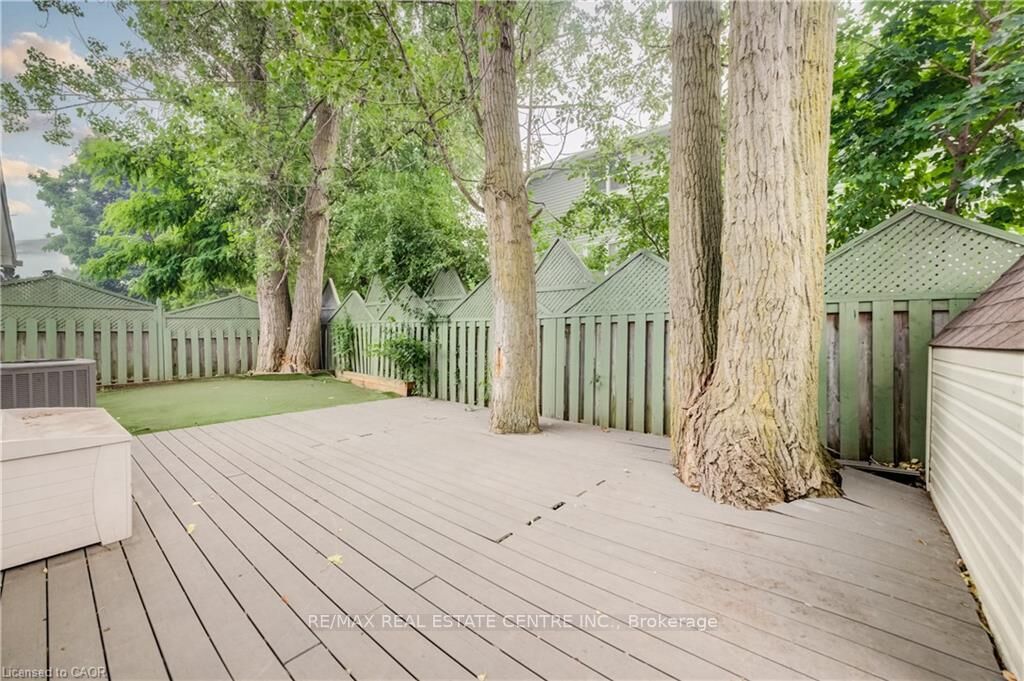 Property Photo: 297 Country Hill Drive B ON N2E 2C1