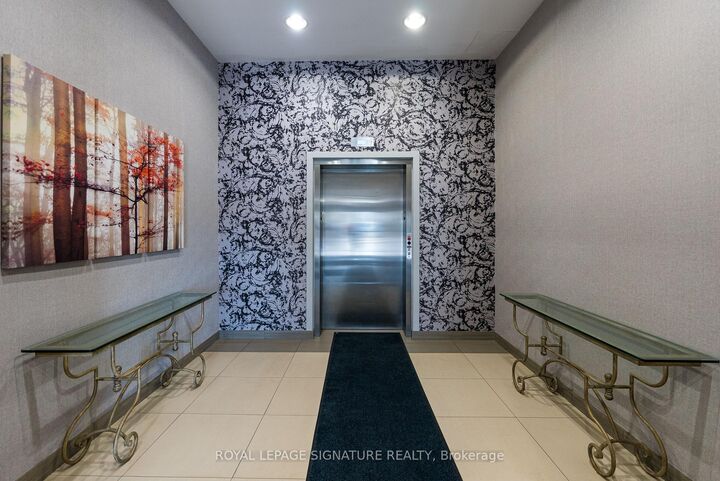 Property Photo:  427 Aberdeen Avenue 102  ON L8P 2S4 