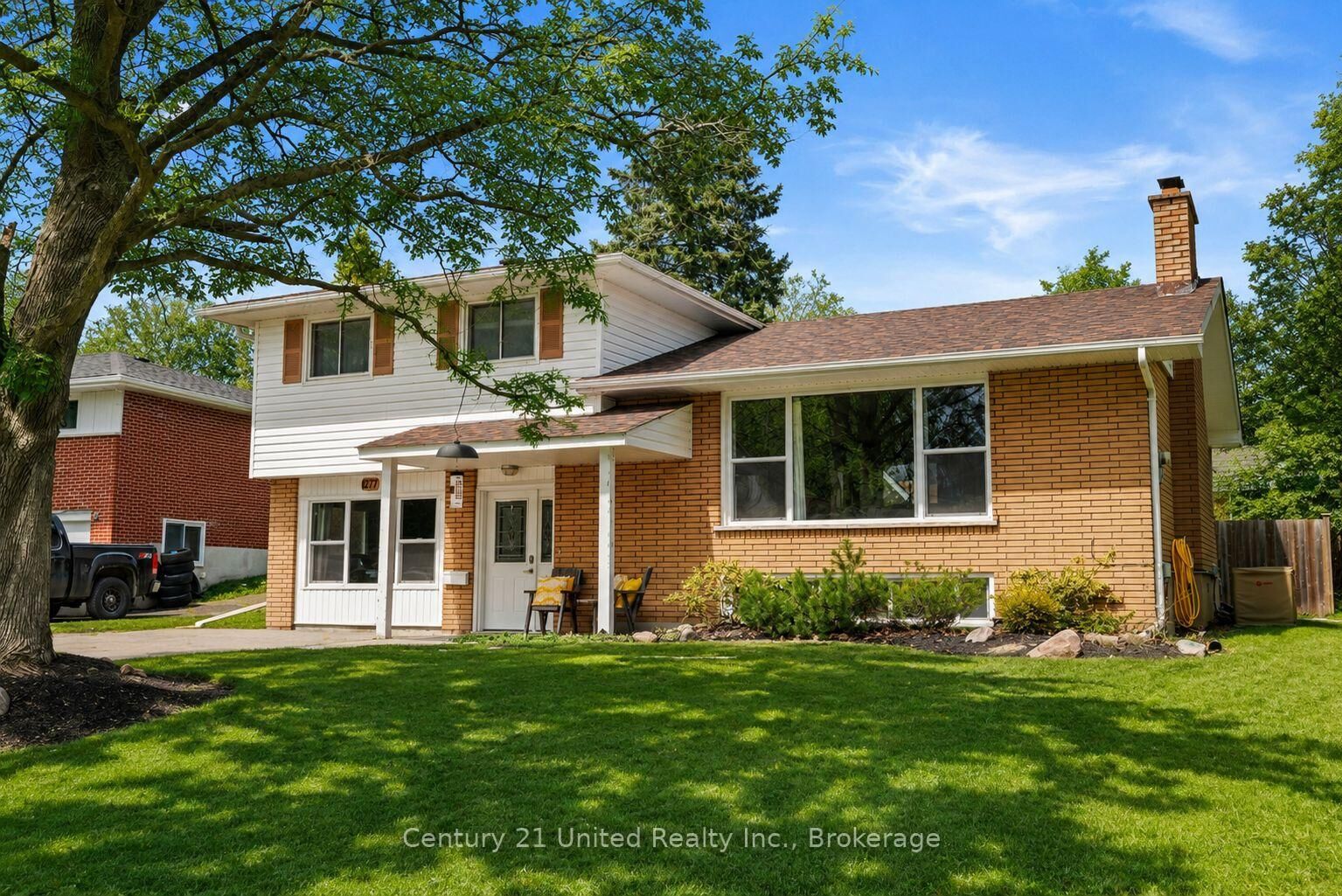 Property Photo: 1277 Olympus Avenue ON K9H 6V9