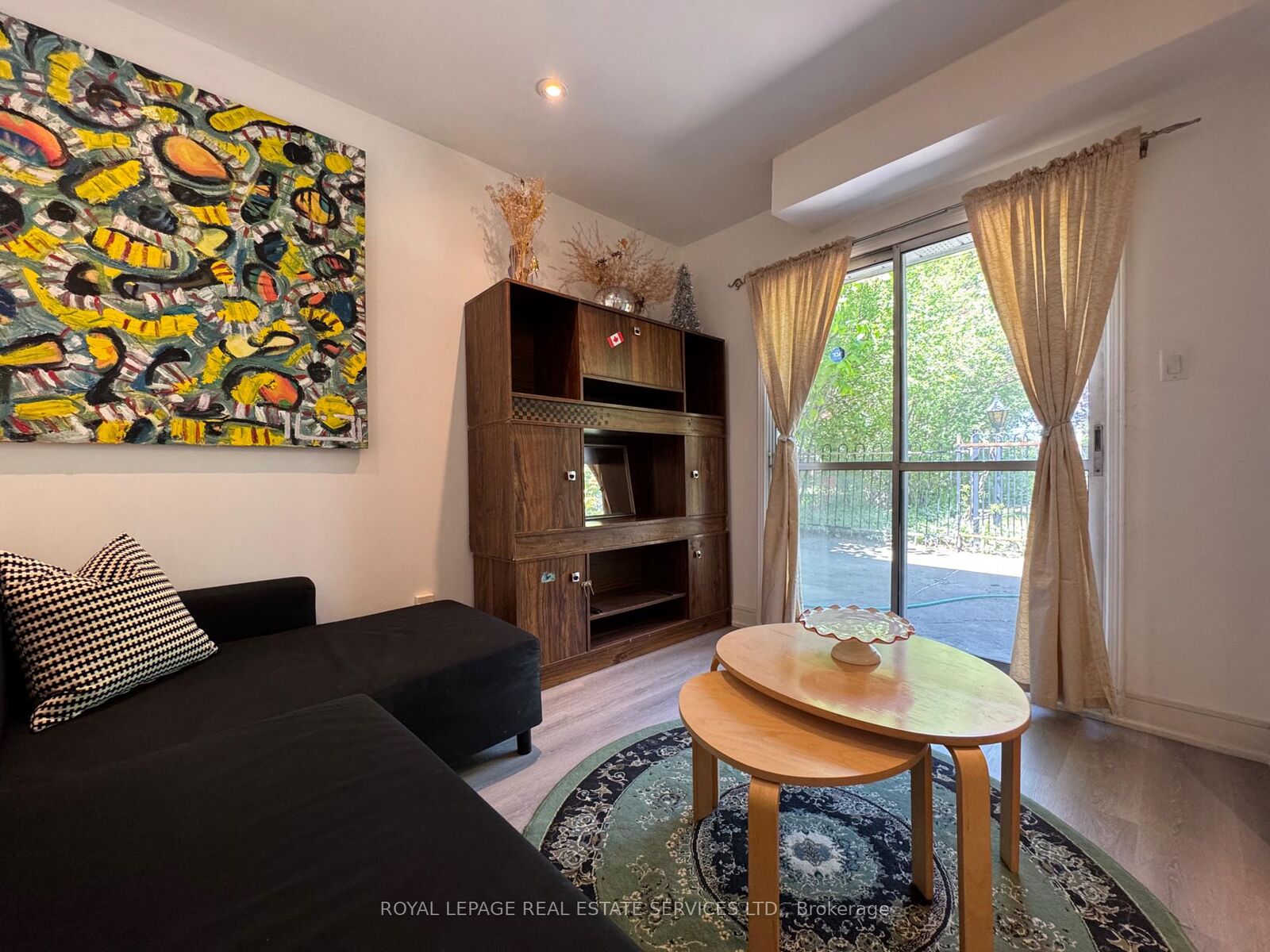 Property Photo:  134 Angus Drive  ON M2J 2X1 