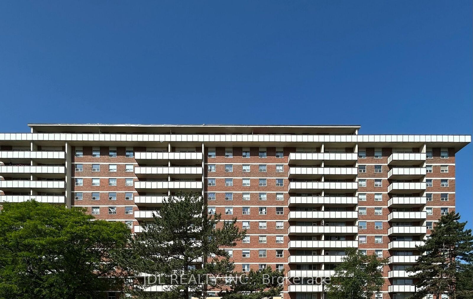 Property Photo: 505 Cummer Ave Avenue #707 Unit A ON M2K 2L8