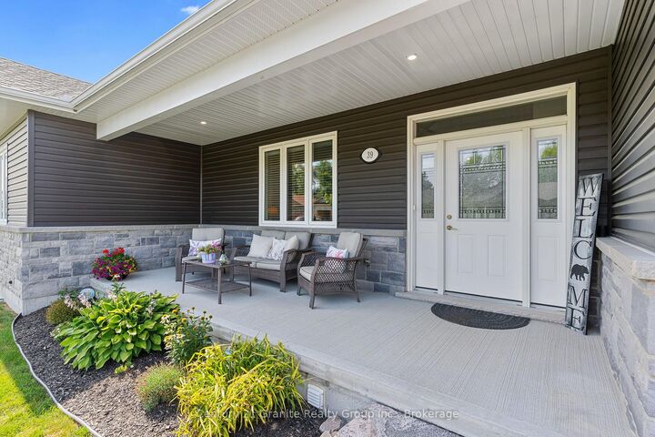 Property Photo: 39 Windover Drive ON K0M 2K0