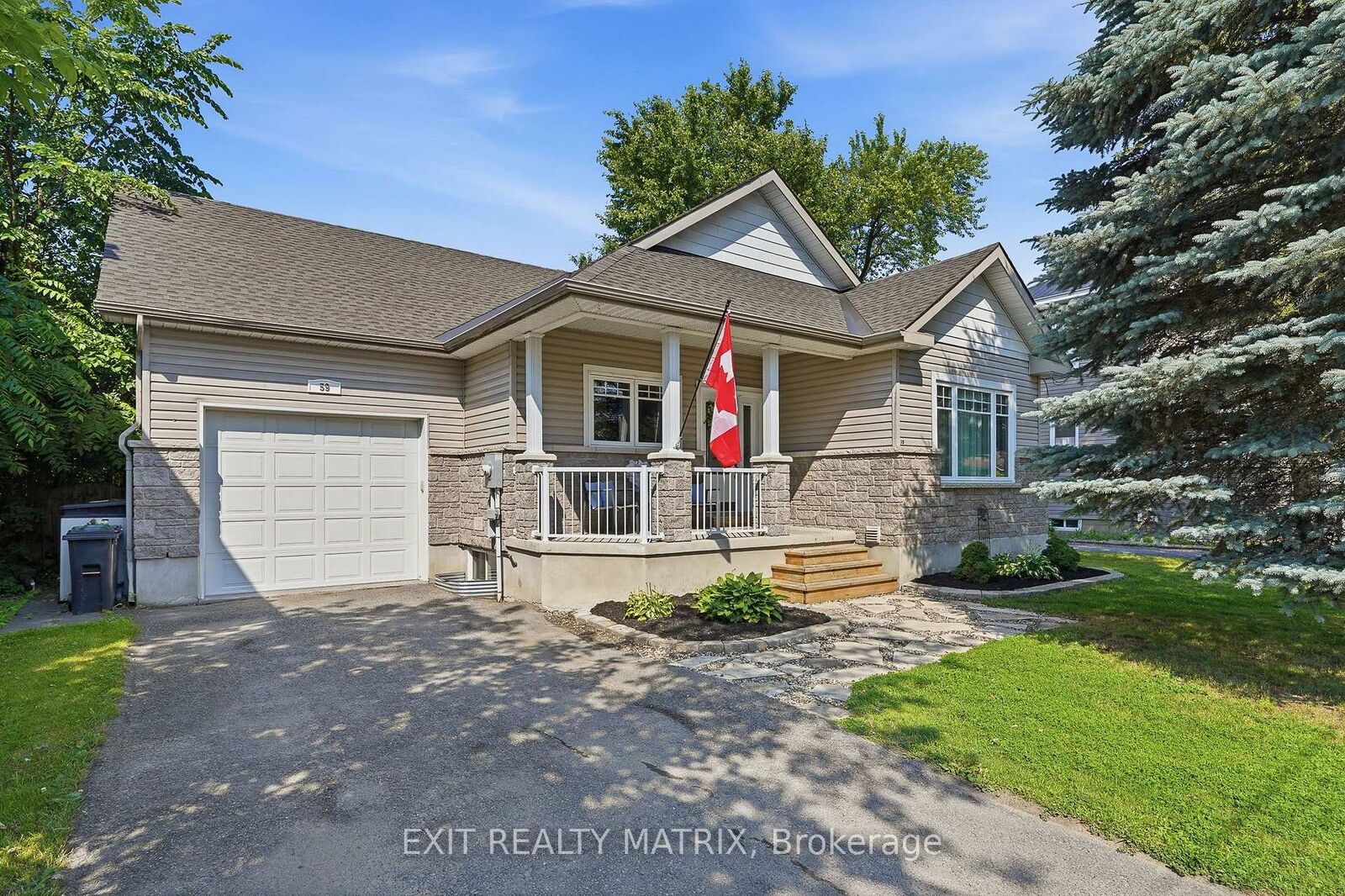 Property Photo: 59 First Avenue ON K4R 1C9
