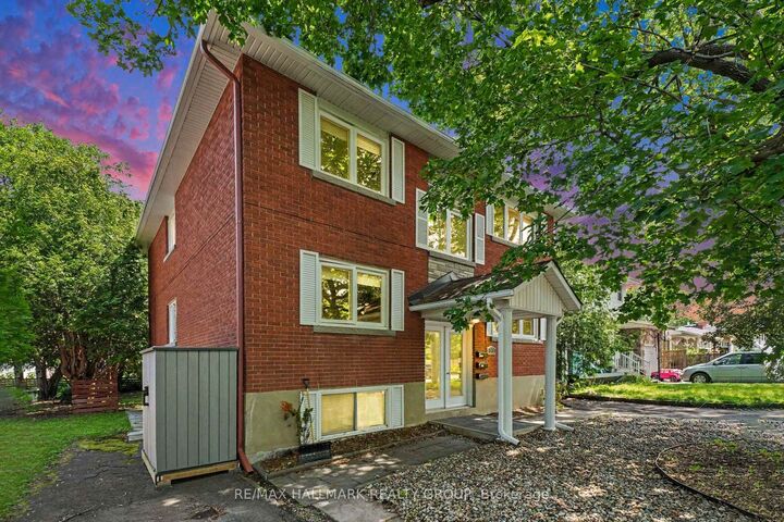Property Photo: 657 Golden Avenue ON K2A 2G3