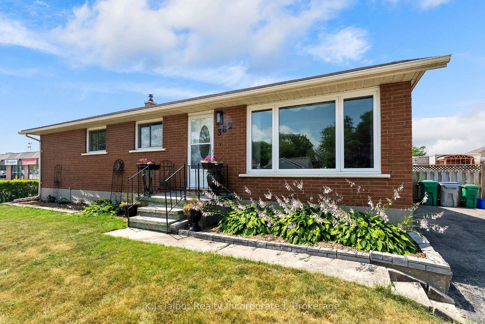 Property Photo: 382 Huron Road ON N7A 3A5
