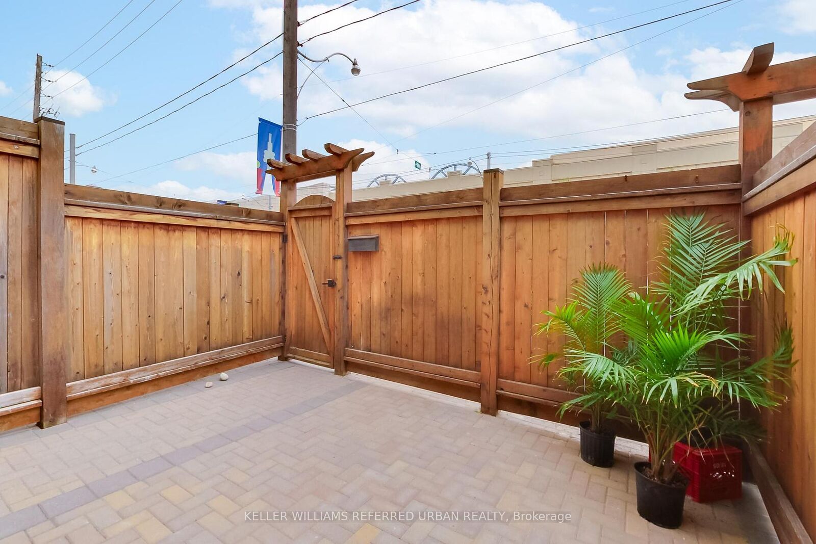Property Photo: 1666 Queen Street E 22 ON M4L 1G3