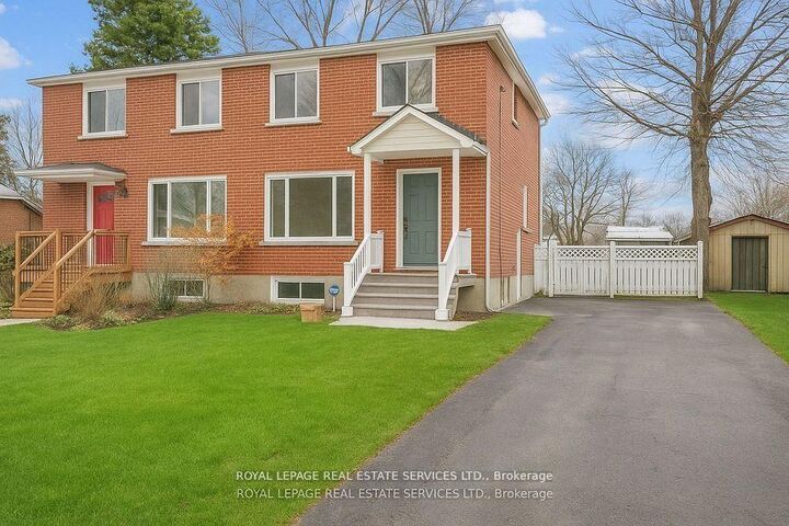 256 Zelda Crescent — photo 1