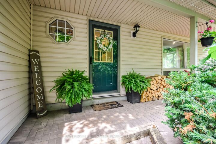 Property Photo: 29 Algonquin Trail ON L0K 1E0