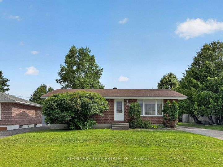 374 Nosov Drive — photo 1