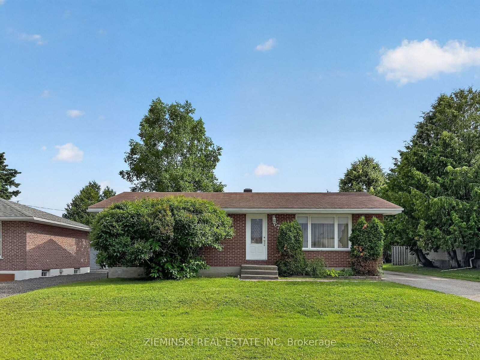 Property Photo: 374 Nosov Drive ON P0K 1G0