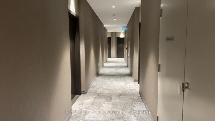 Property Photo: 38 Honeycrisp Crescent 512 ON L4K 0M8