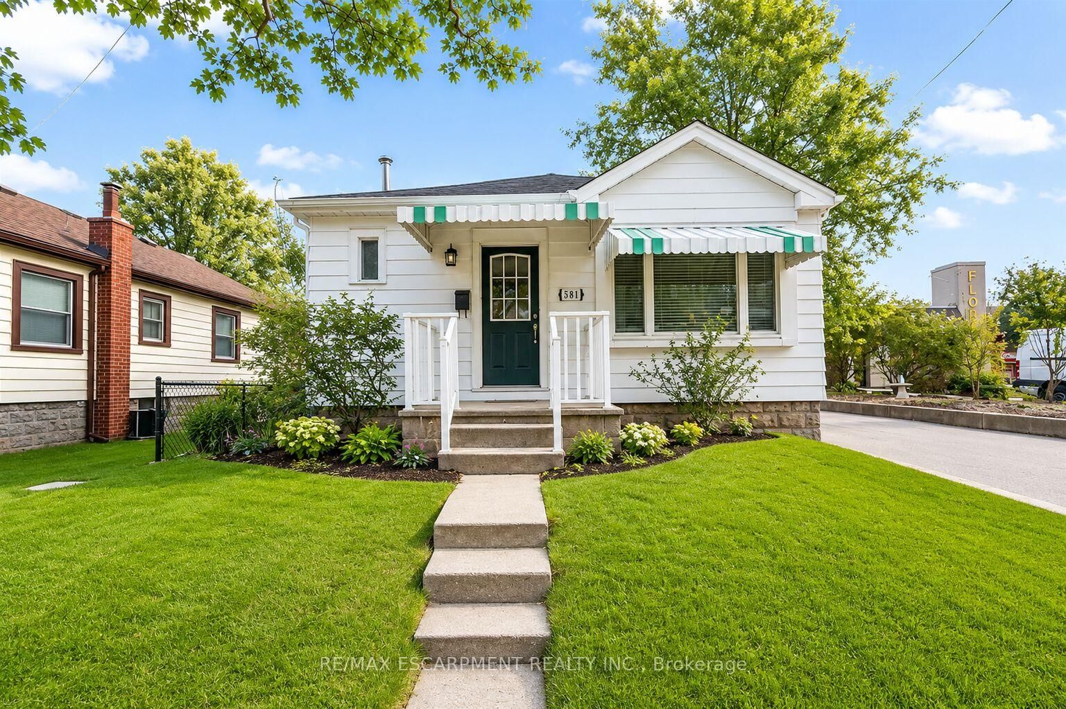 Property Photo:  501 Upper Wellington Street  ON L9A 3P6 