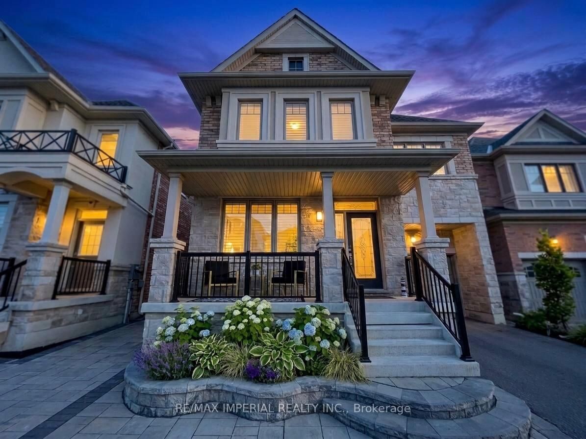 Property Photo: 3 Collier Crescent ON L6E 0T2