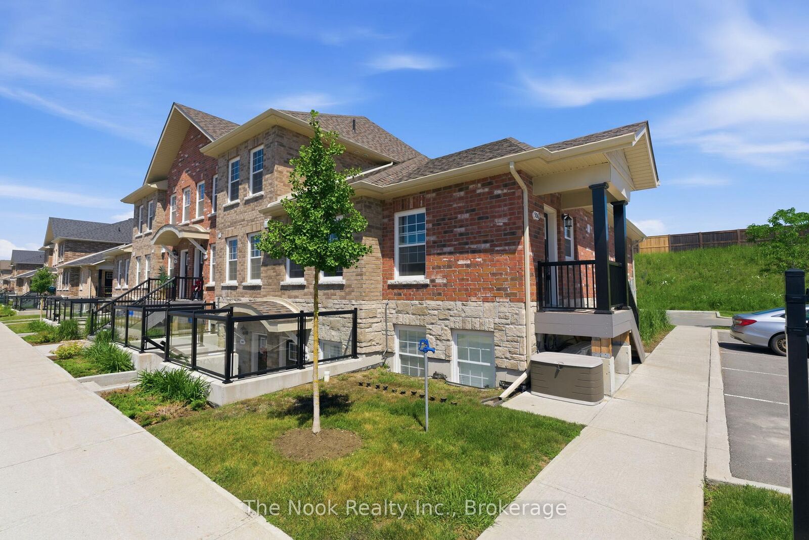 Property Photo:  470 Lonsberry Drive 506  ON K9A 0K4 