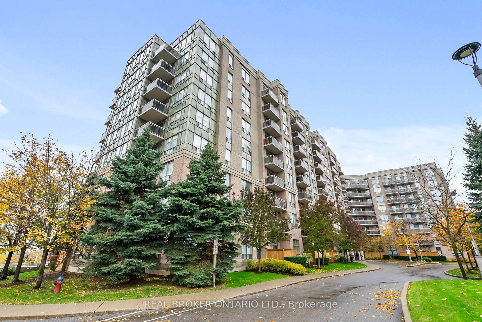 Property Photo: 1720 Eglinton Avenue E 601 ON M4A 2X8