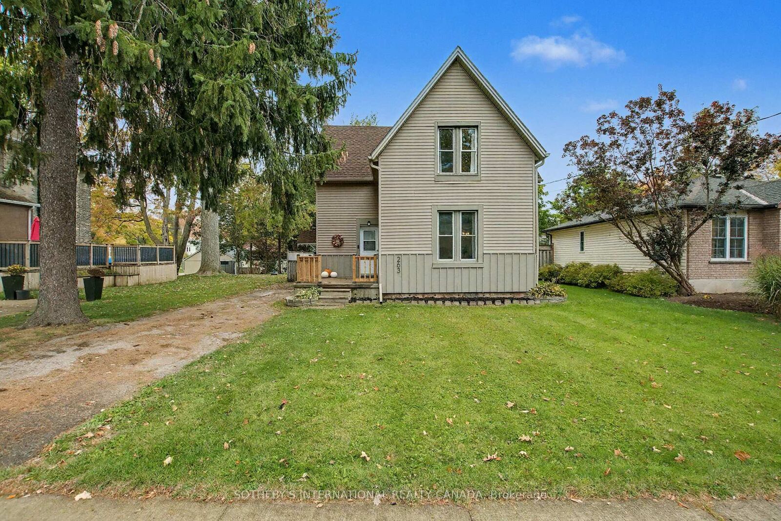 Property Photo: 263 Cumberland Street ON N0G 2P0