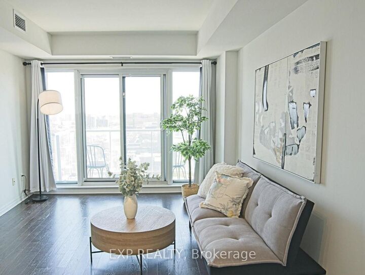 Property Photo: 195 Besserer Street 2604 ON K1N 0B6