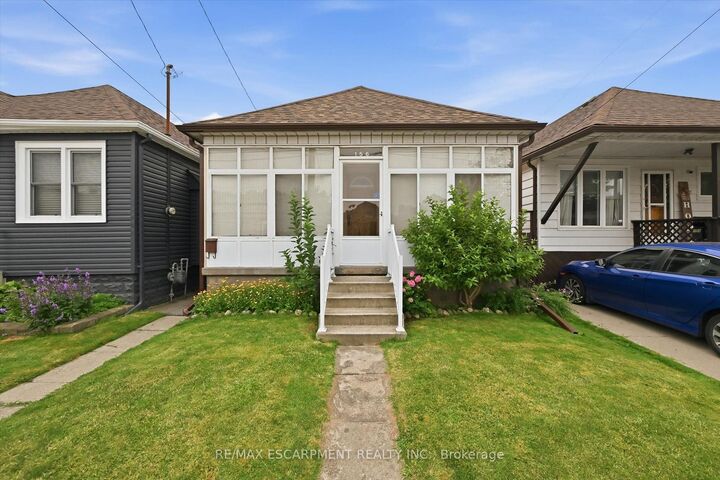 156 Hope Avenue — photo 1