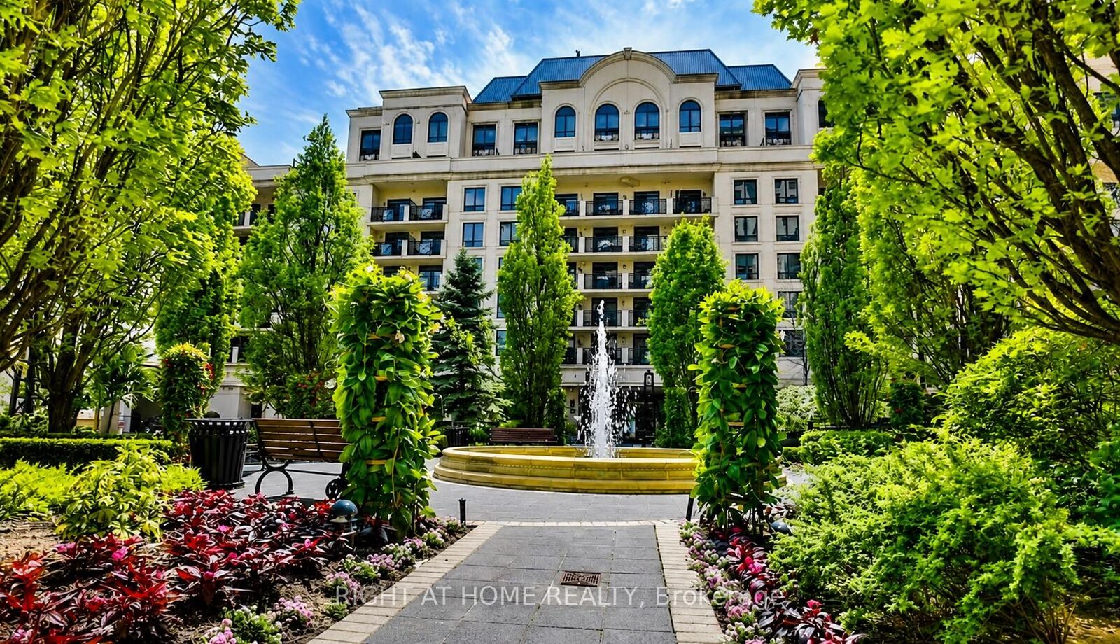Property Photo: 650 Sheppard Avenue E 403 ON M2K 3E4